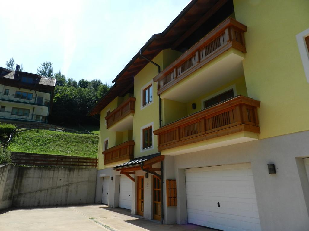 Haus Martina By Isa Agentur Apartment Bad Kleinkirchheim Ruang foto